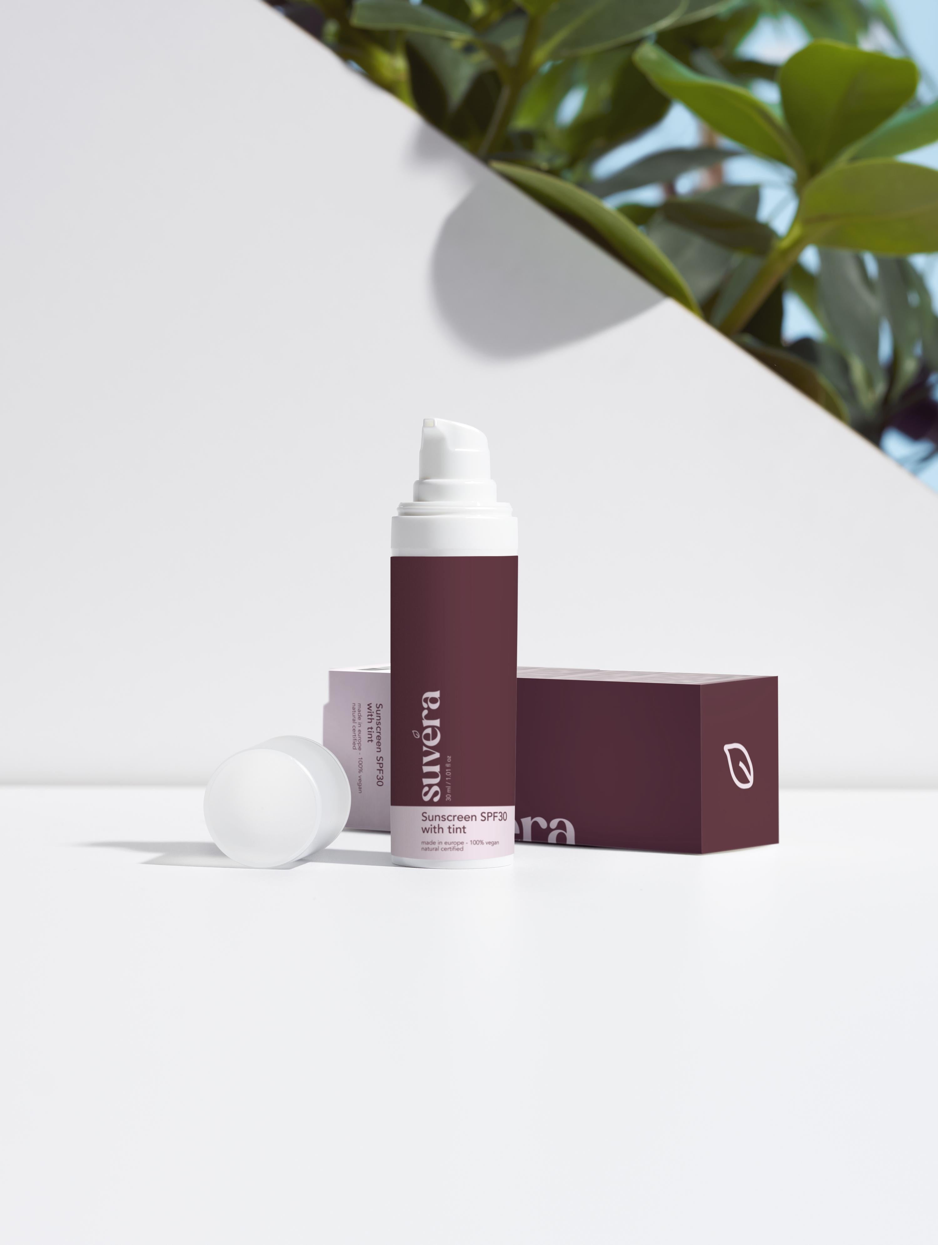 Suvera Tinted Sunscreen Blending into Skin – No White Cast