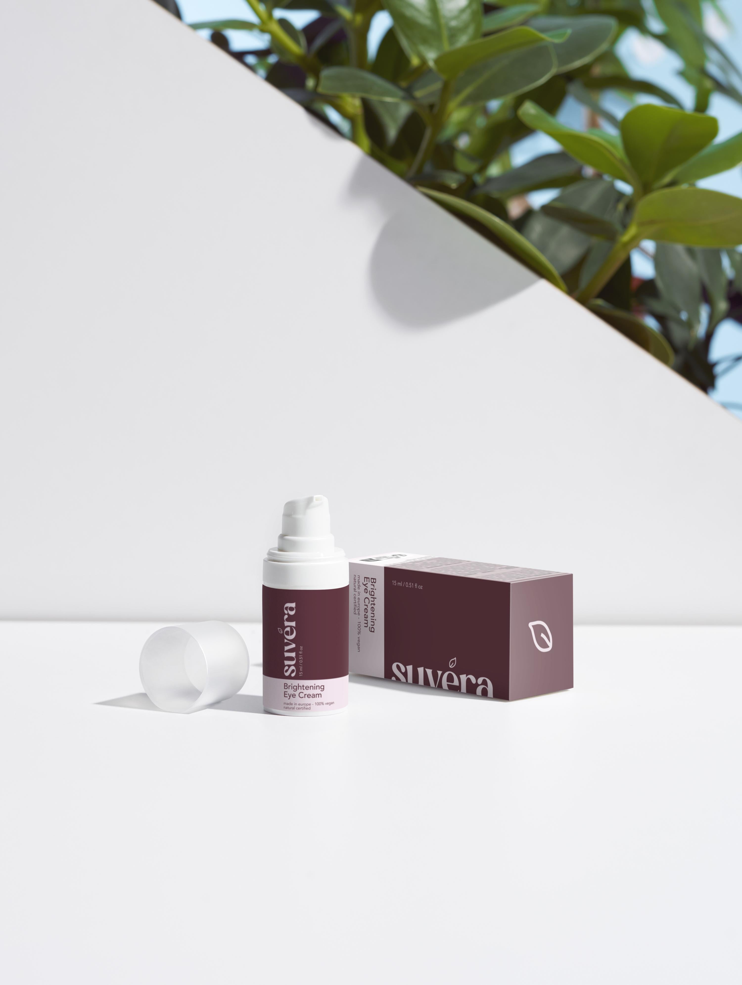 Brightening Eye Cream in glass packaging – premium vegan eye skincare